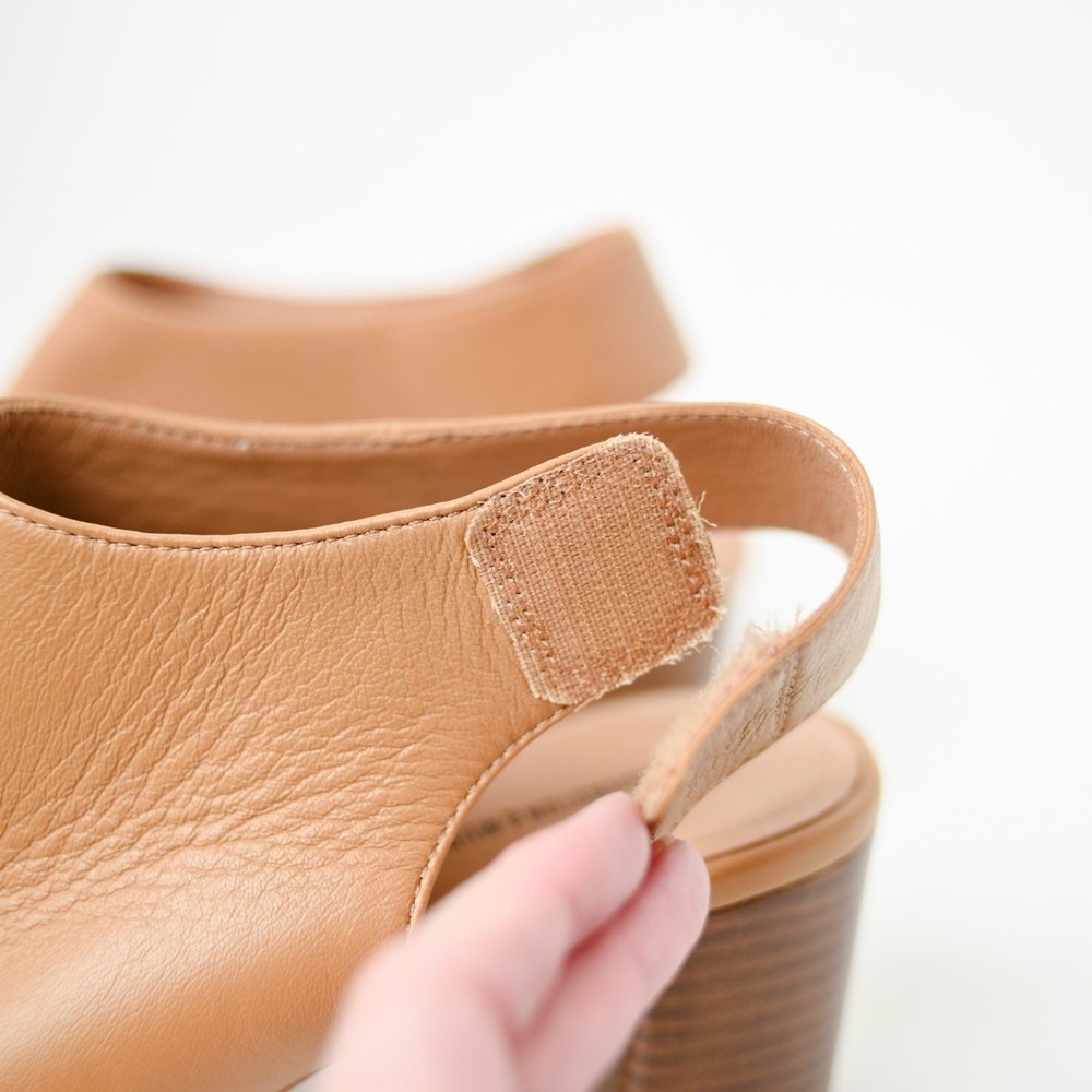 Johnston & Murphy Evelyn Open Toe Bootie Womens 10M Tan Glove Leather 3" Heel - Picture 5 of 7